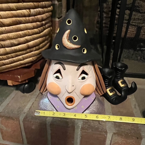 Vintage 10” Tall Witch Halloween Pottery Luminary - Picture 3 of 13